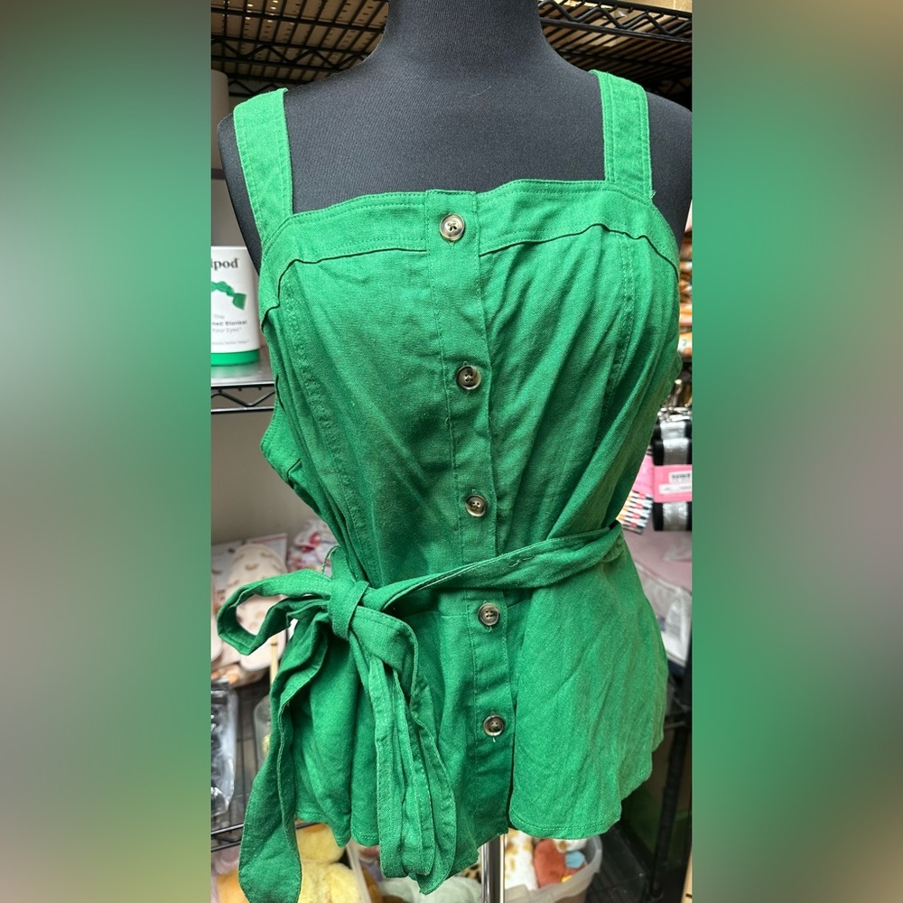 Green Target shirt with buttons and tie size XXL